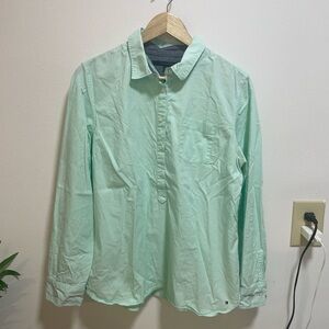 Tommy Hilfiger Women's Seafoam Green Popover Button-up Shirt